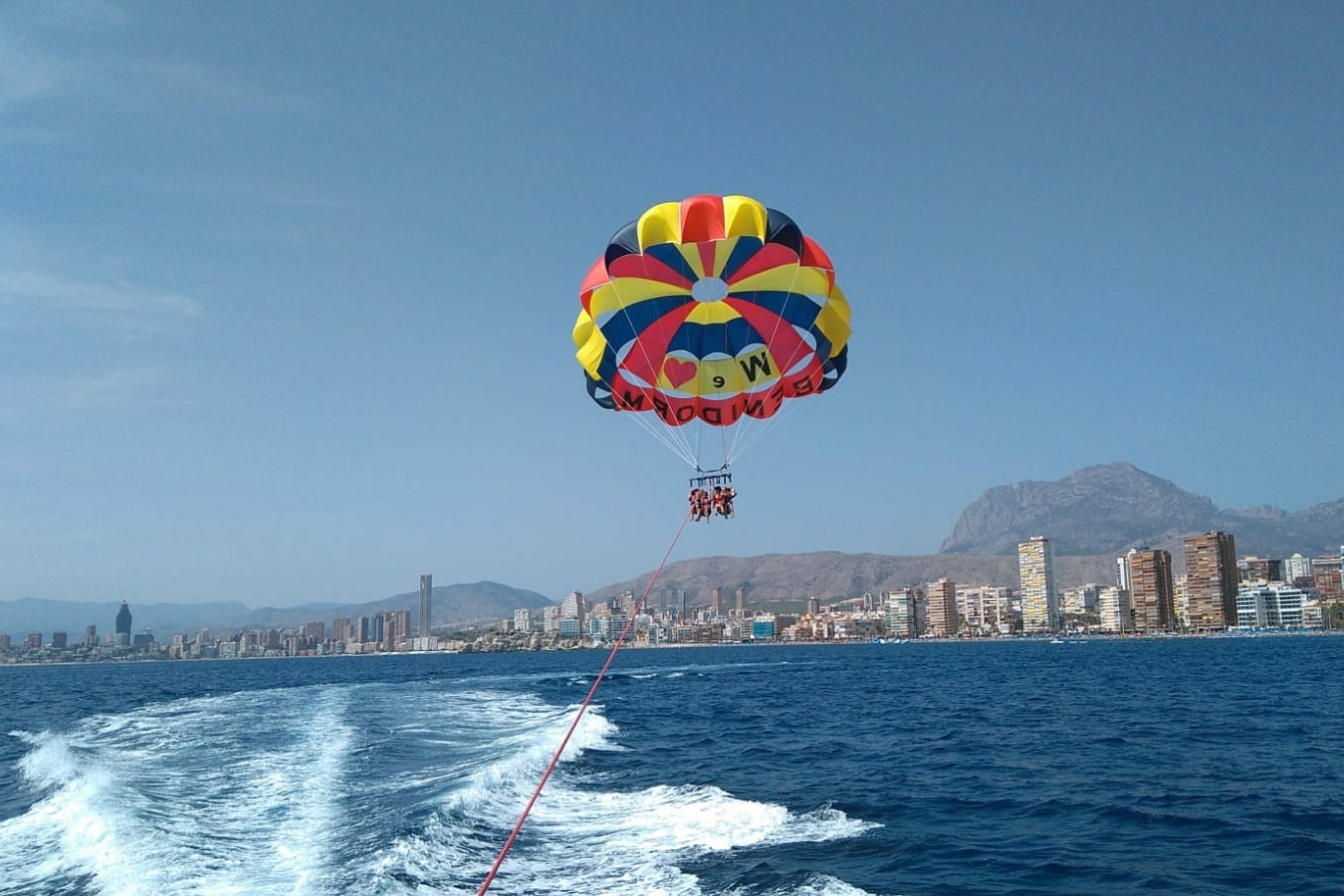 Regalos de cumpleaños para novio: Parasailing