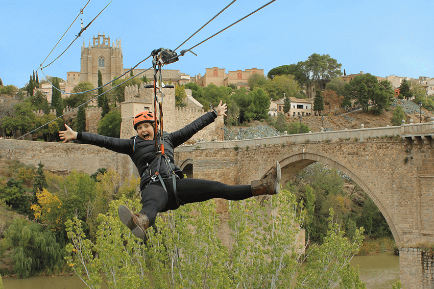 que-hacer-en-toledo: Salto en tirolina