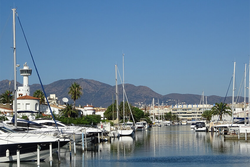 Pueblos más bonitos de España: Empuriabrava