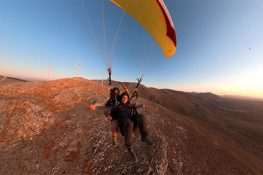 Descubre la experiencia de volar en parapente